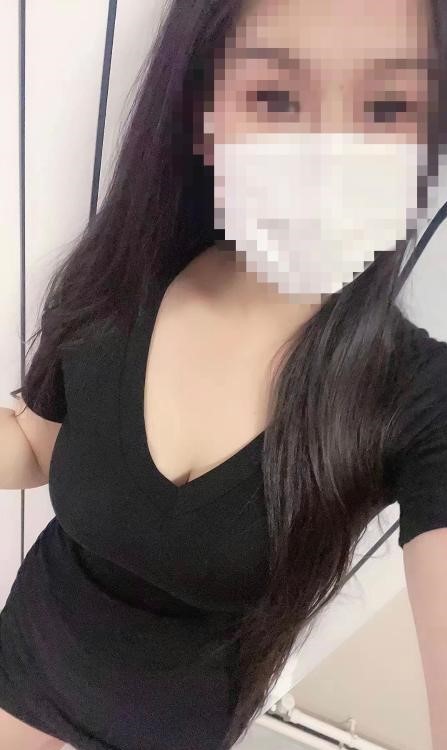 历程唐冶天然D胸妹子