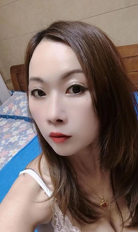 大奶骚女