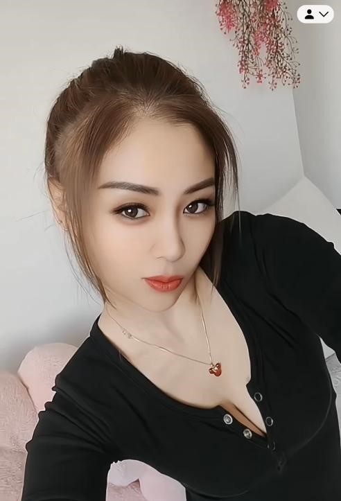 有点像刘涛的熟女御姐