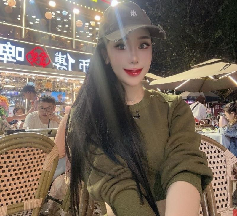 九头身高颜值来了哦