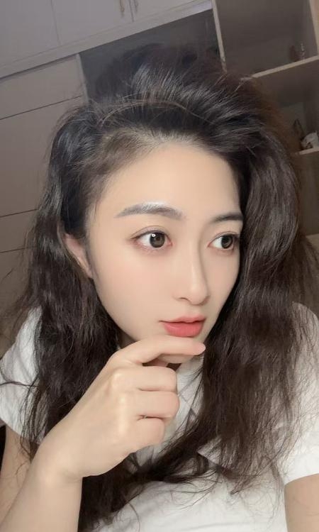 00后极品御姐
