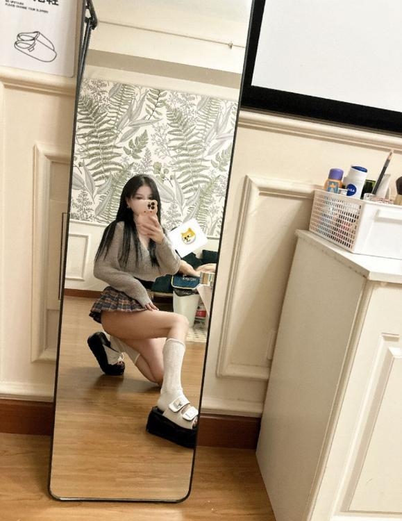 黄岛情趣母狗系曼曼