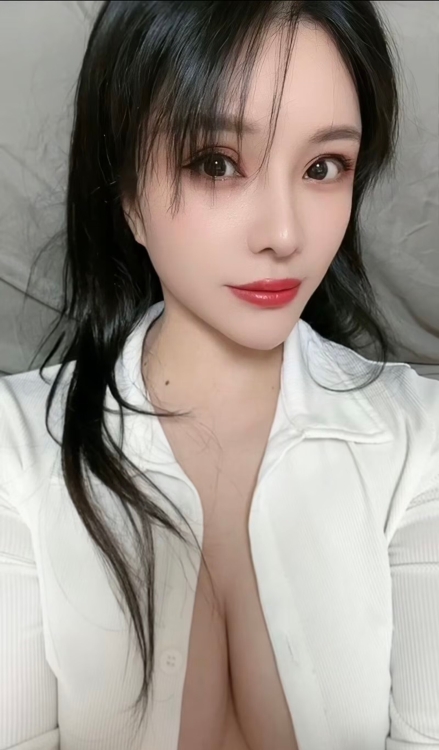 闵行丰满巨乳安妮