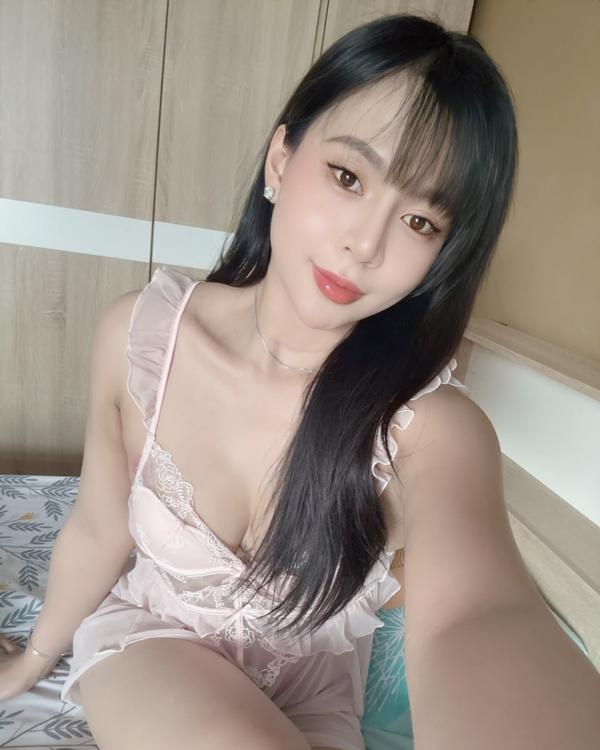 肤白性感少妇