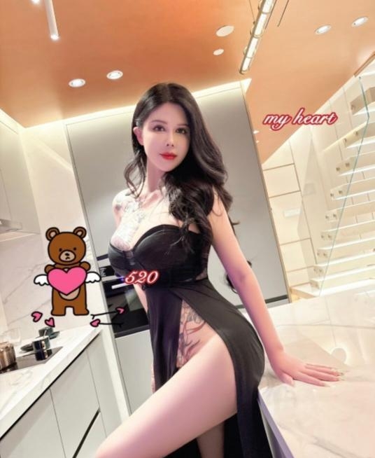 大奶御姐玫瑰