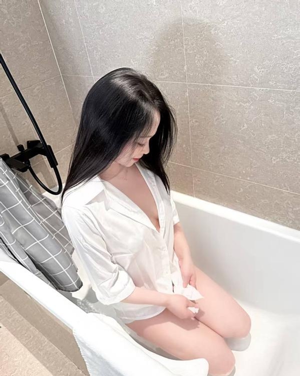 徐汇波大身材好妹子