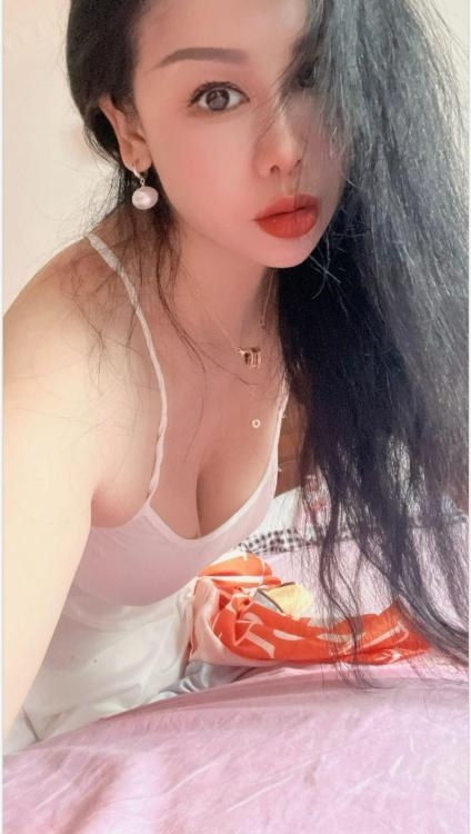 闵行欧美范少妇西西