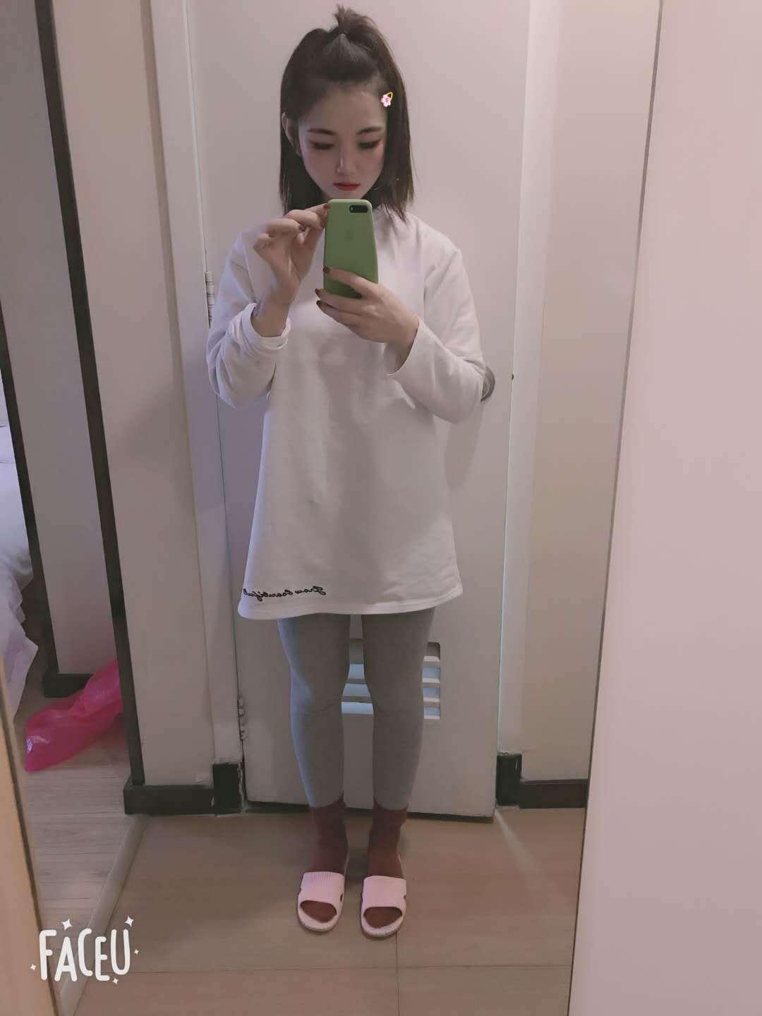 [济南]2020年6月18日高新万达附近妹子