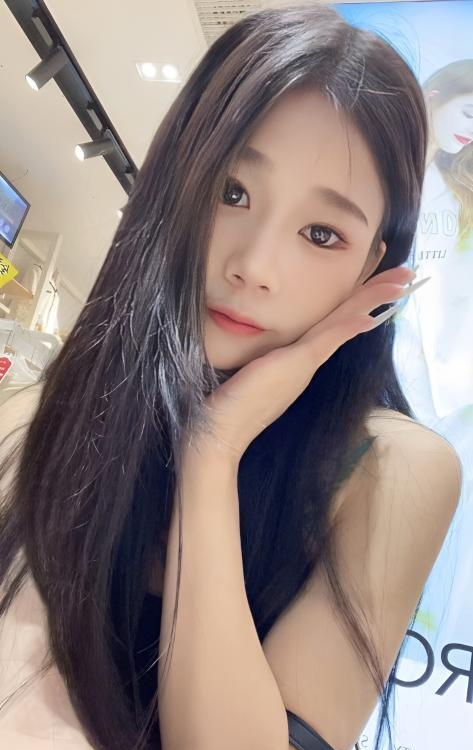 嫩妹儿小佩