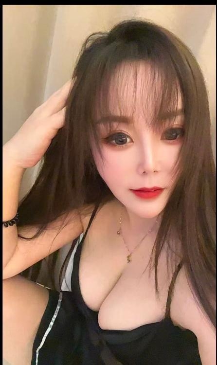 大胸服务控嫂子
