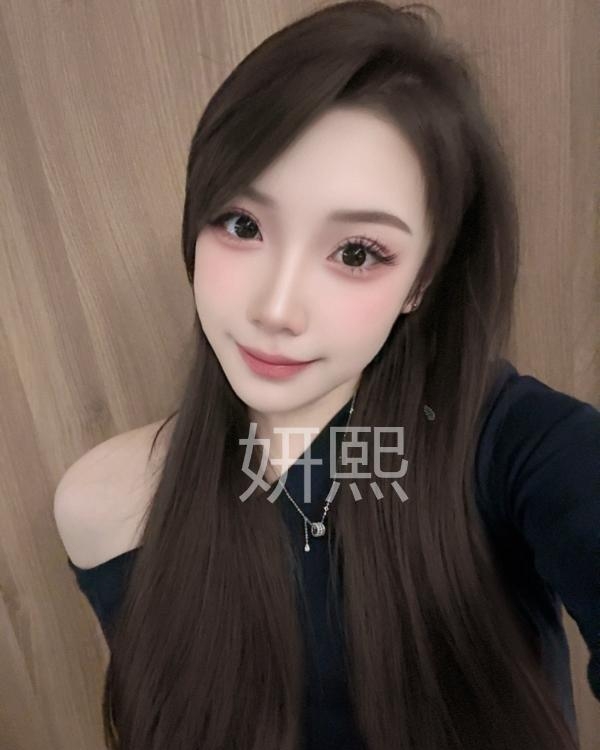 可甜可咸长腿美女妍熙