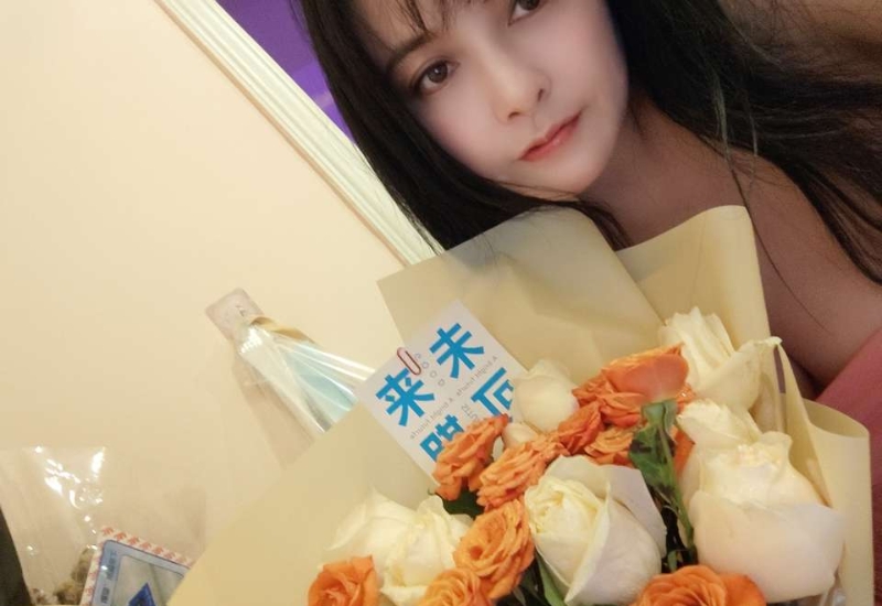 天三E奶少妇