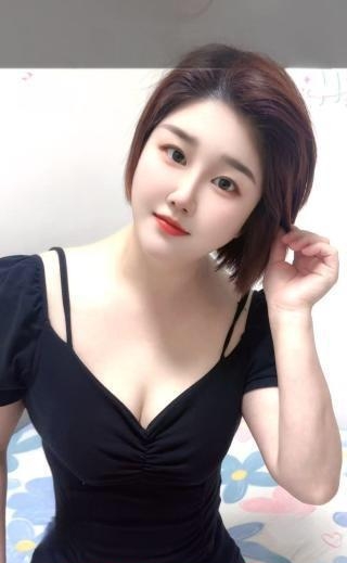东门性感少妇曼曼