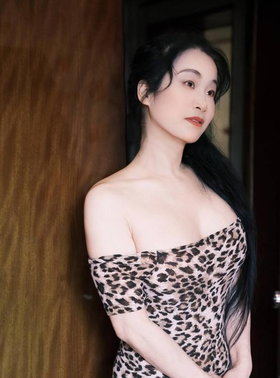 玉林阳光大胸服务控