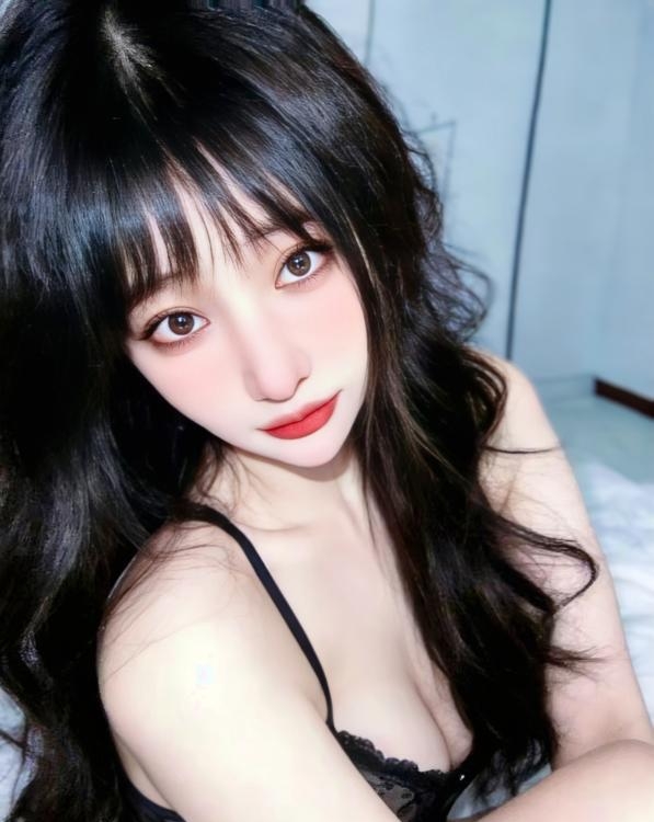 九堡高颜甜美黑长直