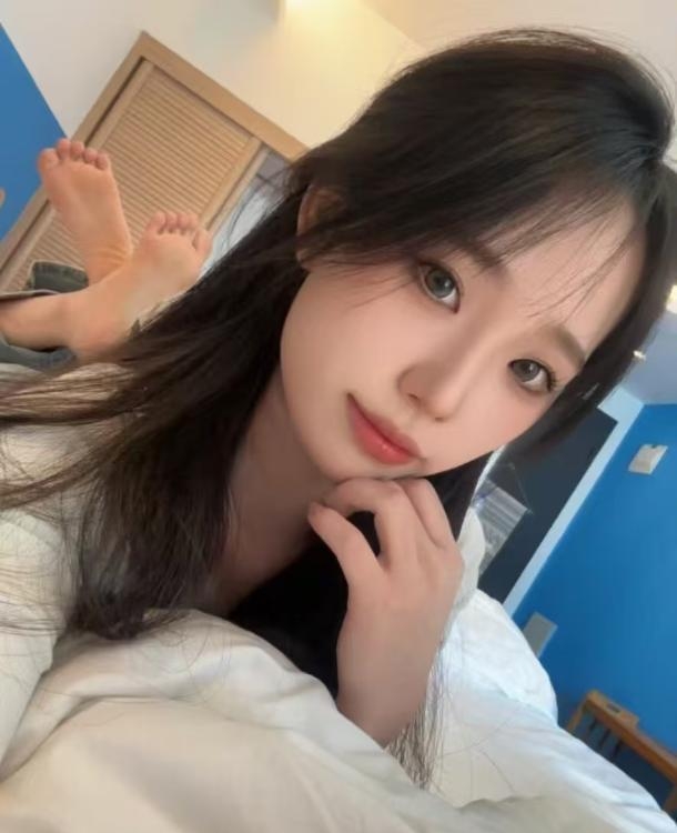 新人晓晓极品淫荡骚货