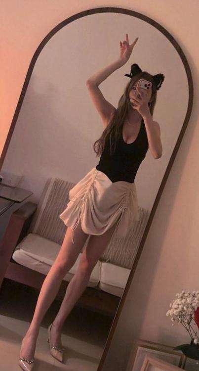 礼仪小姐姐