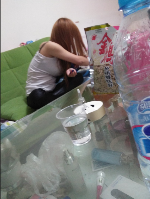 郑州超爽口活兼职低胸美女