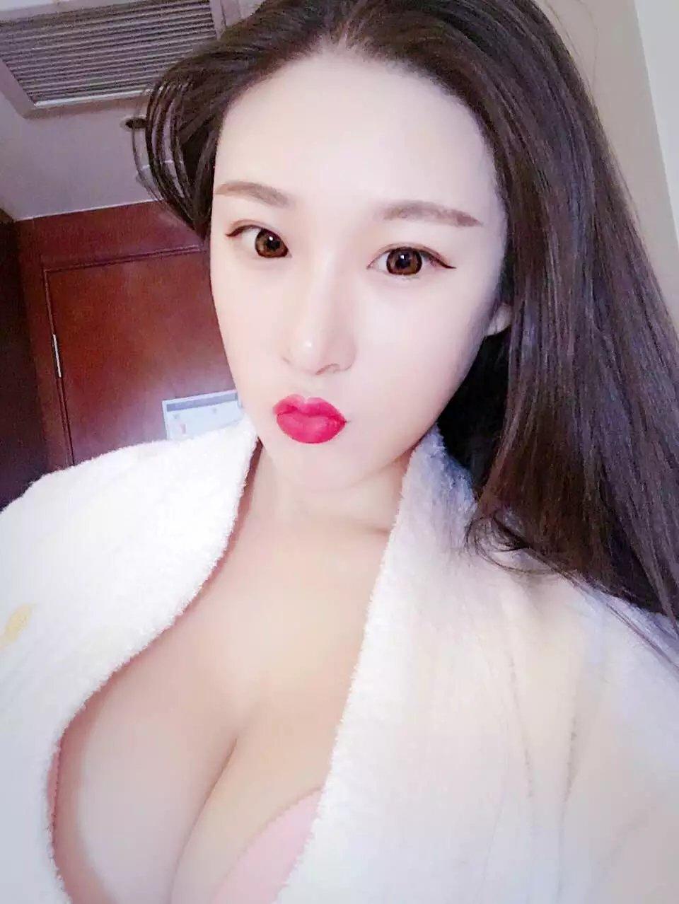 [青岛]2020年12月20崂山区约上的兼职美眉