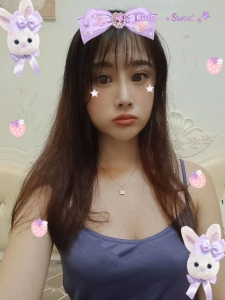 成华区miss：大奶好身材，关键胜在年轻，放得开的尤物