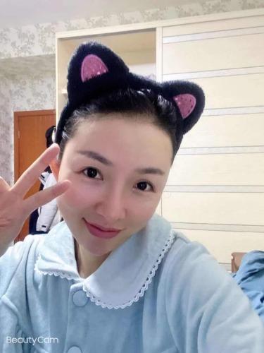 [新疆乌鲁木齐]2021年8月18日乌鲁木齐妹子