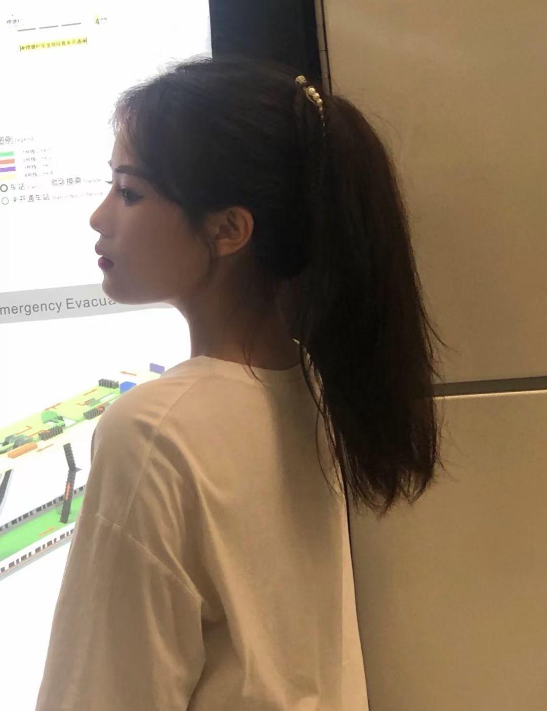 验证年轻漂亮小浪女