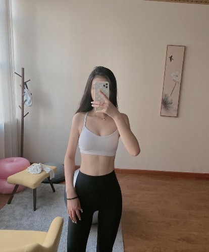 【聊城】兼职嫩妹温柔漂亮，鲍鱼粉嫩小穴紧，身材一流超性感