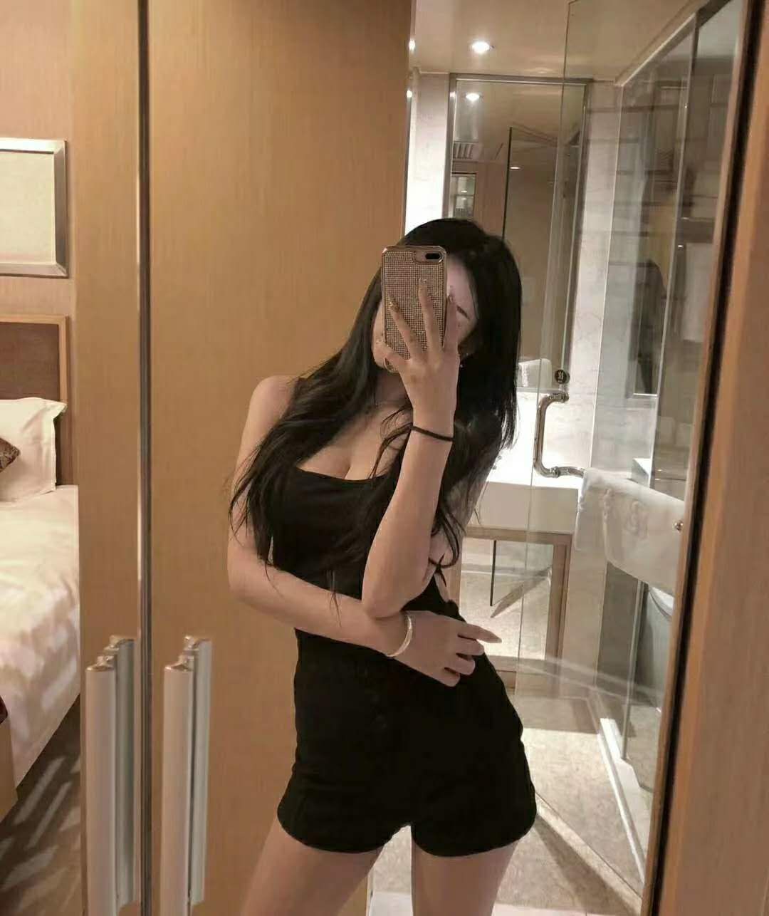 路北区私密公馆花式丝足服务棒