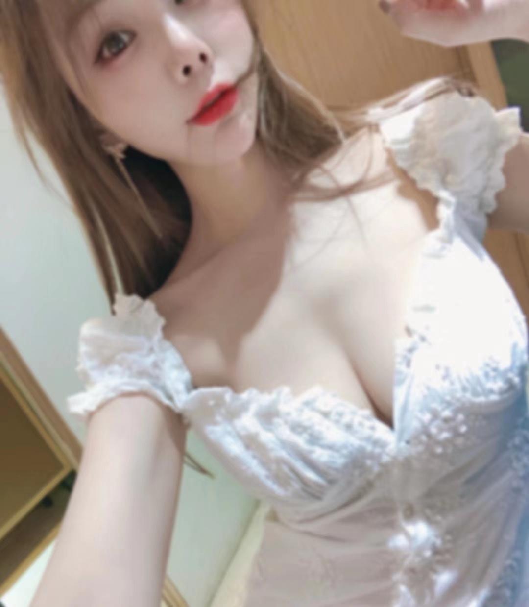 体验性感妹子，颜值可以