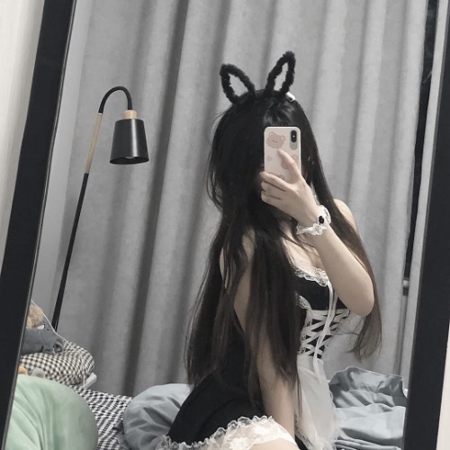 太原小店，纯骚货纯浪货，刚刚下水正新鲜~外表淑女，床上高手，有求必应