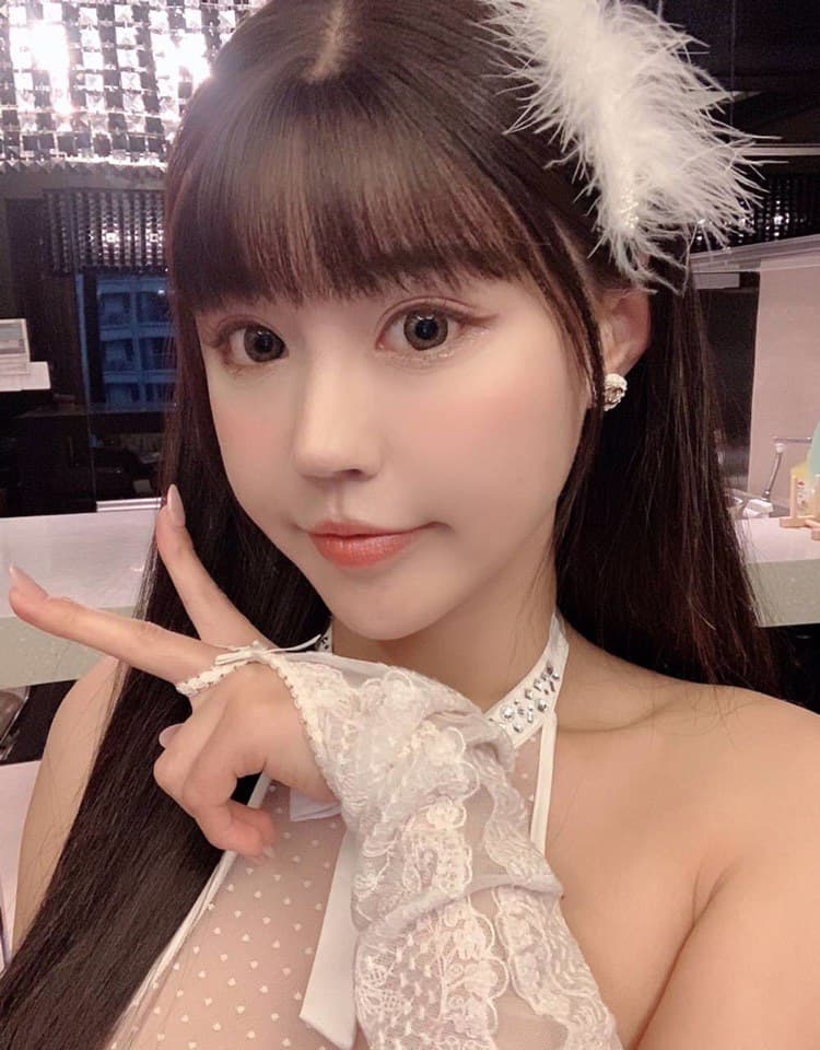 足交、乳交、丝袜控、皮鞭控