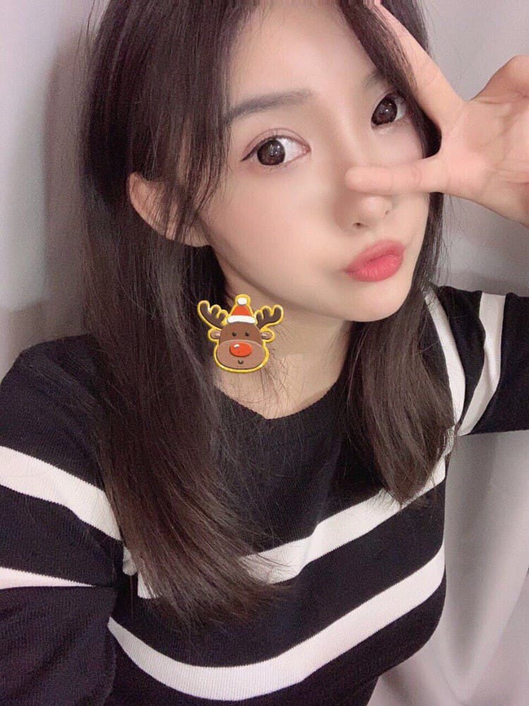 又嫩又软态度好的小妞