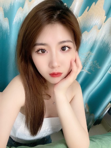 福田Lter：人如其名，乖乖女，粉嫩系，大波呆萌放得开