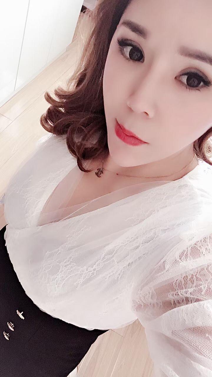 [郑州]2022年1月17日【郑州】金水区红专路的舞蹈妹，口活很棒，啪啪姿势随意