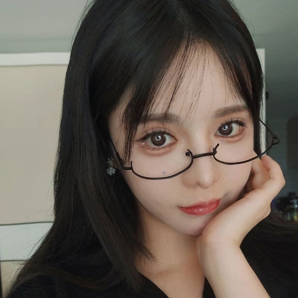 看着挺稚嫩。这种没有多余赘肉