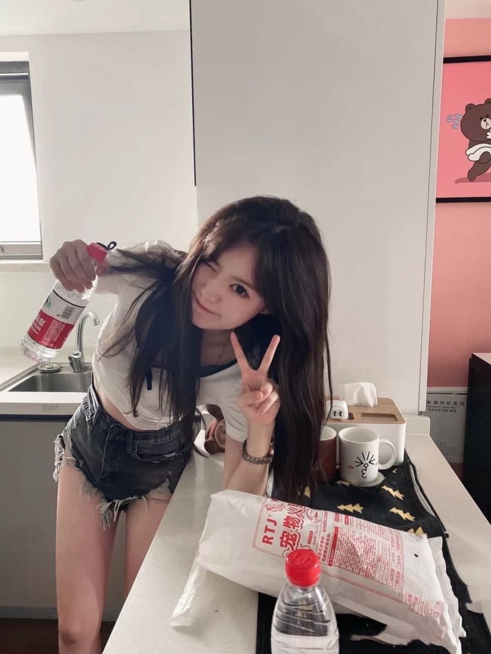 挺温柔的一个小妹子。