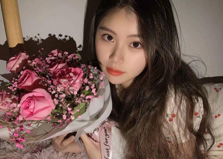 [成都]2022年1月18日锦江体验刚下海的小美女