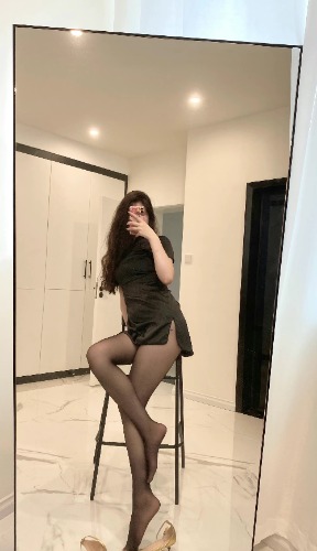 【郑州】风情万种的小骚货，三点粉嫩，身材火辣的小姐姐