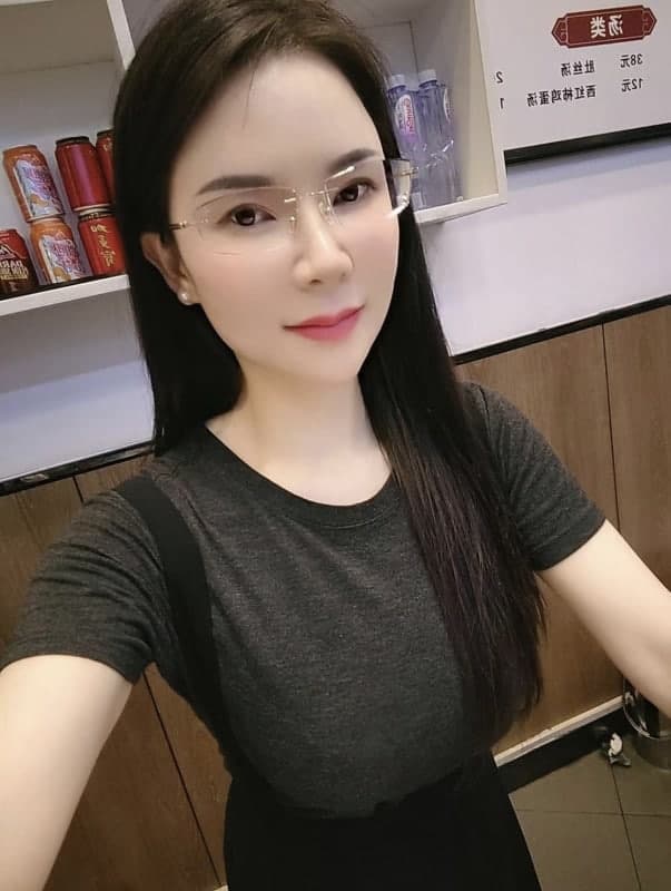 风骚火辣少妇火超好有耐心不应付