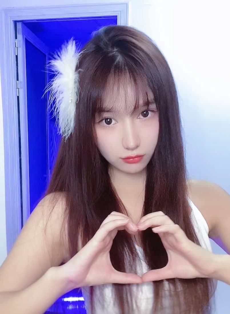 小妹很紧，会夹，配合度高，