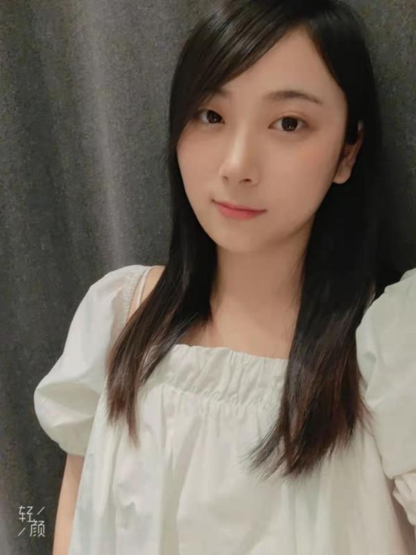 动物园年轻漂亮妹妹