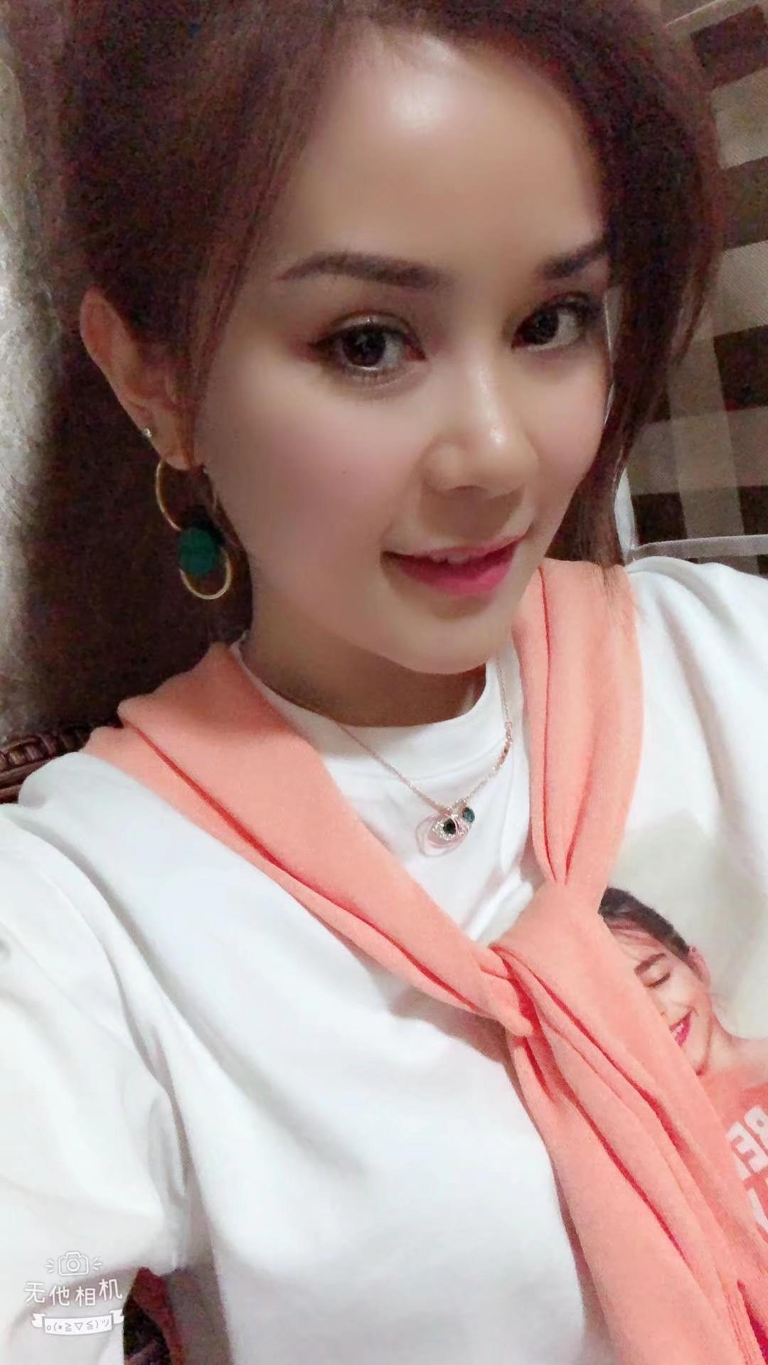 体验西门，小仙女颜值少妇