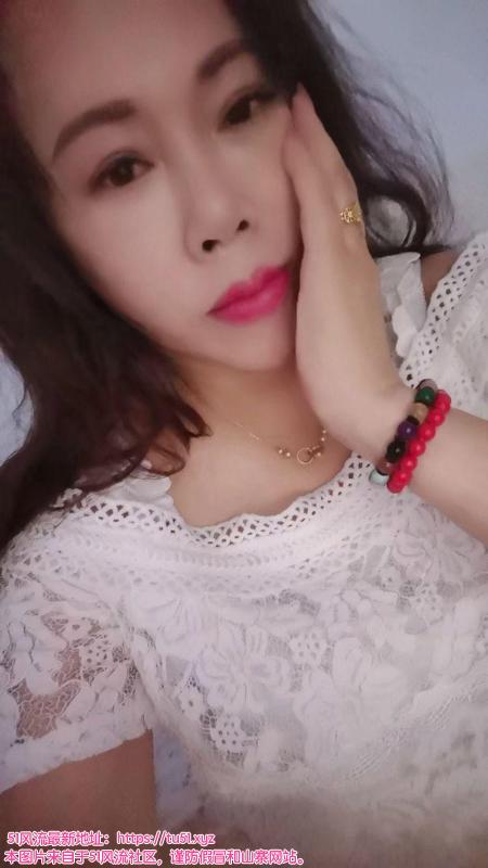 性价比杠杠的少妇