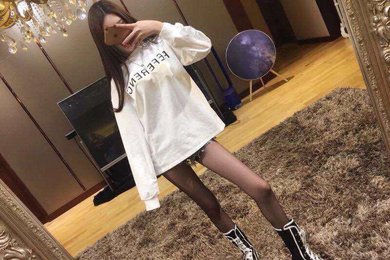 成都东门风骚爱妃，还能舔脚