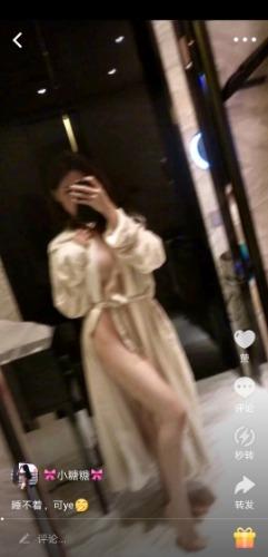 成都极品身材年轻妹子