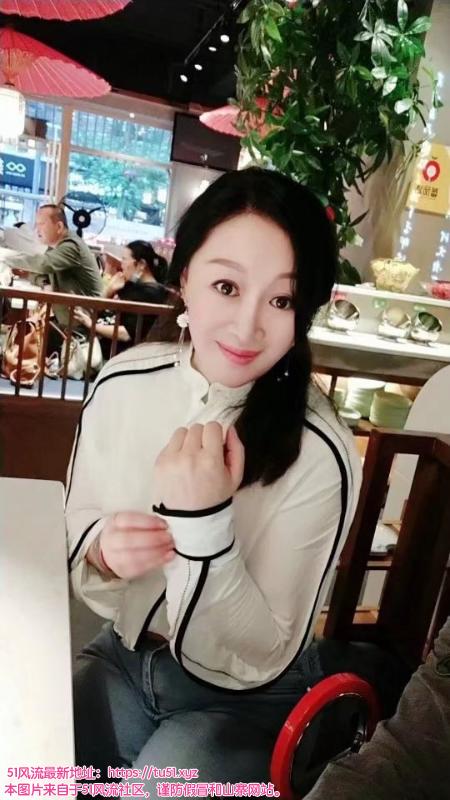 熟女安娜