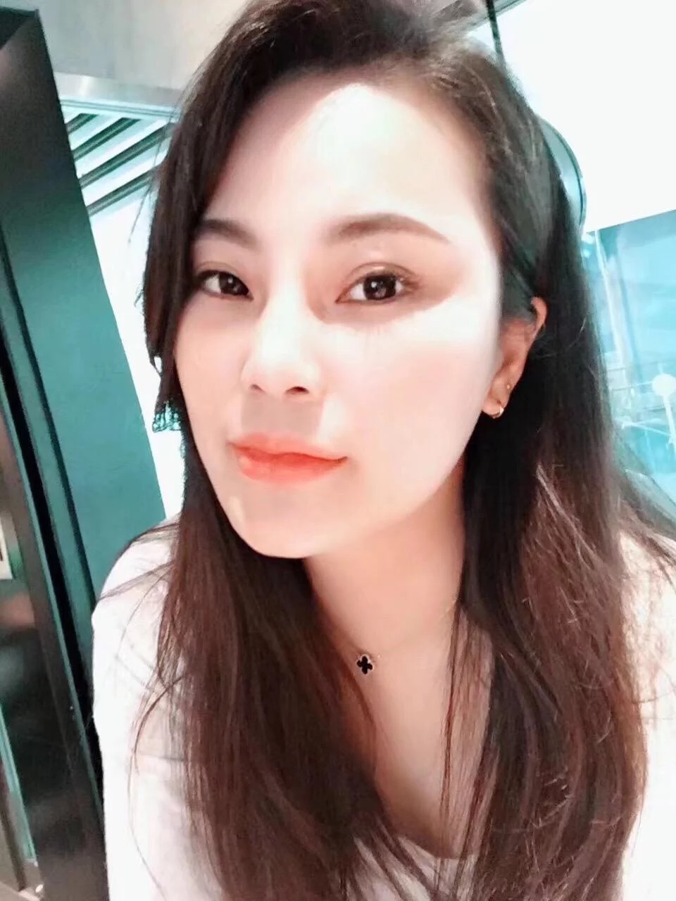 成都听觉享受95后小美女