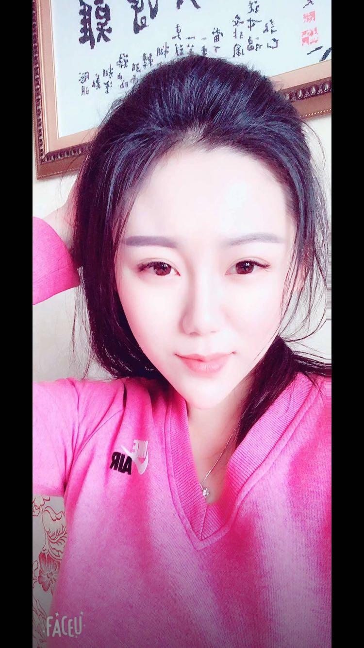 成都大胸OL美女一枚