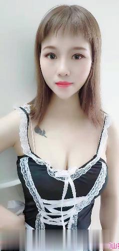 低价卸货少妇