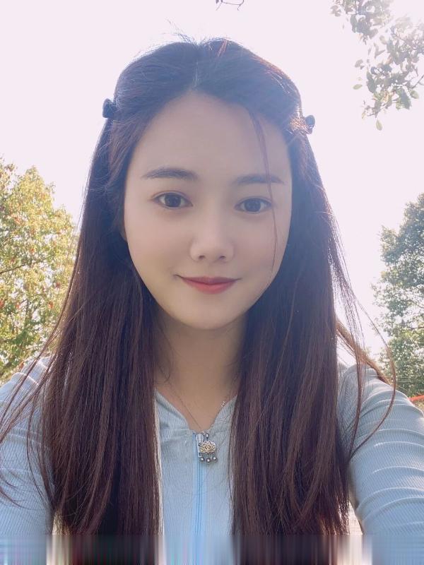 张店区兼职小姐姐